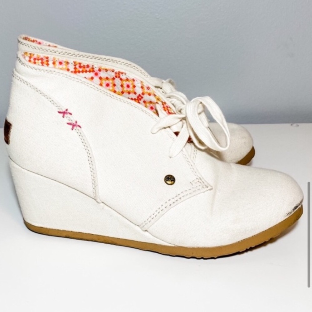 Cream White Wedge Shoes